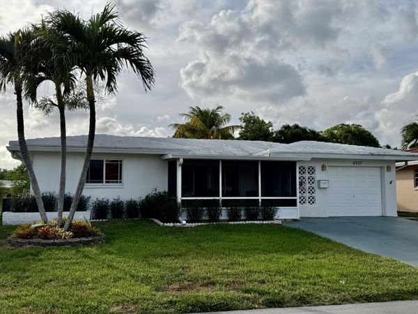 4927 NW 47th Terrace, Tamarac, FL 33319