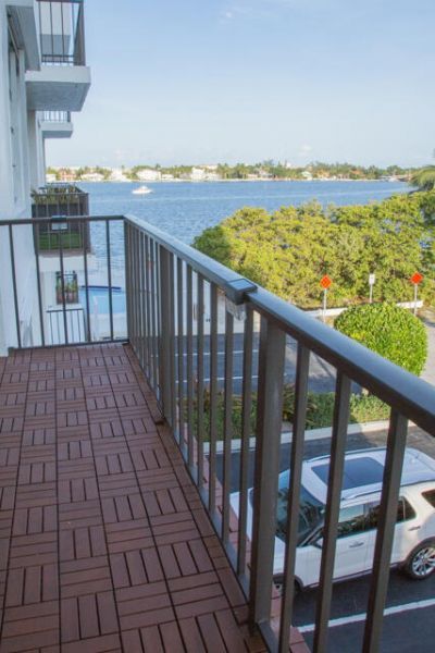 301 Croton Avenue, Unit 303, Lantana, FL 33462 Photo