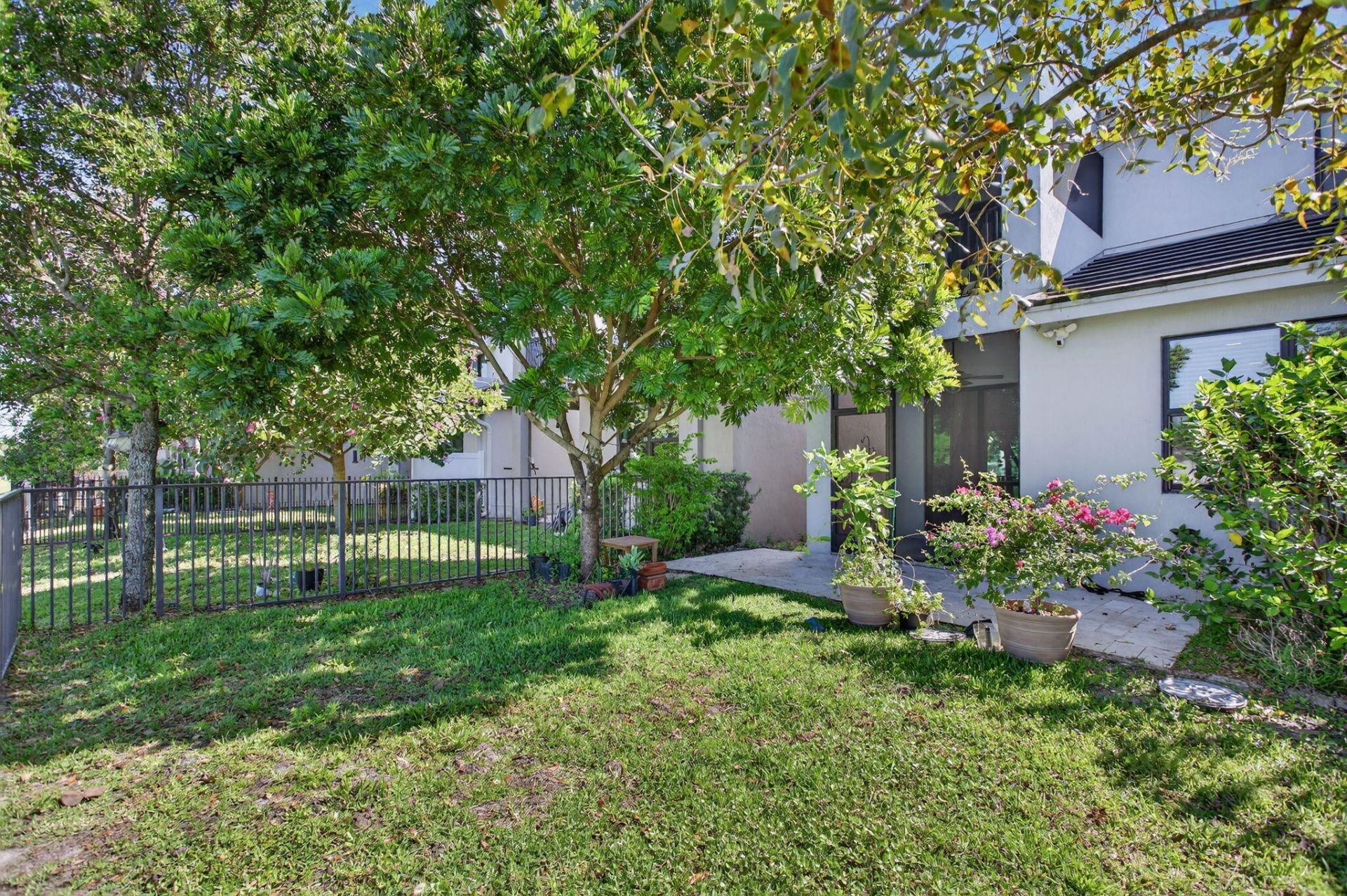 325 NW 33rd Lane, Pompano Beach, FL 33069 Photo