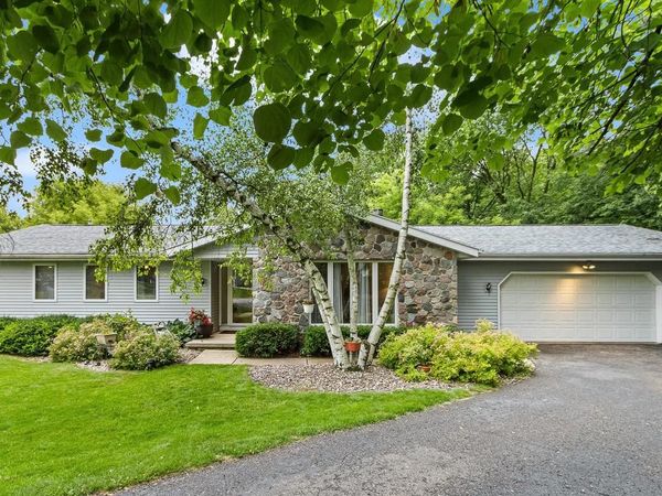 860 iroquois Circle, Baraboo, WI 53913