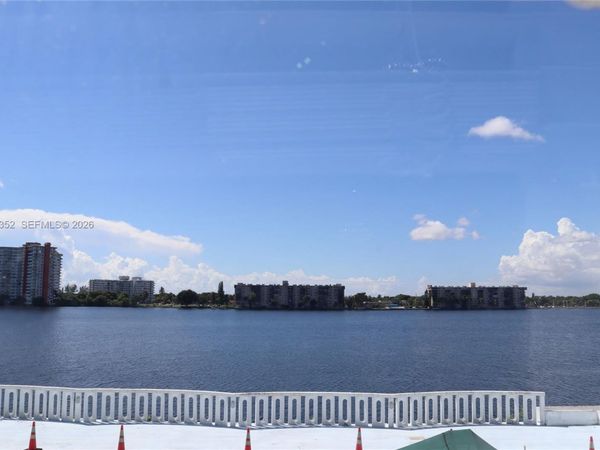 1150 NE 191st St , Unit 37, Miami, FL 33179