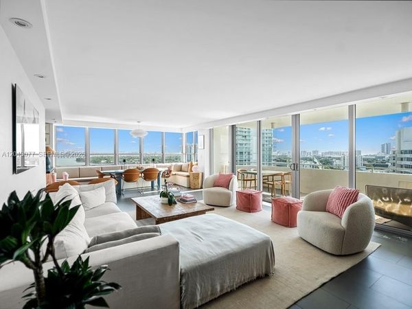 11 Island Ave , Unit 1712, Miami Beach, FL 33139