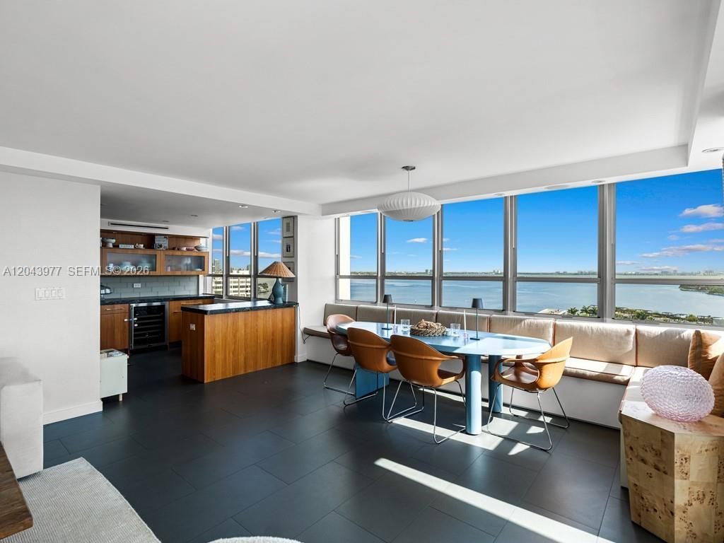 11 Island Ave , Unit 1712, Miami Beach, FL 33139 Photo
