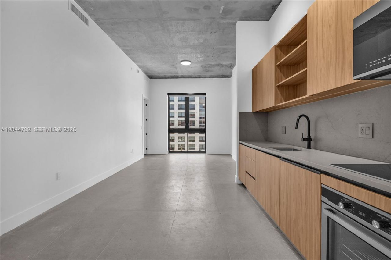 91 NW 27th St, Unit 203, Miami, FL 33127 Photo