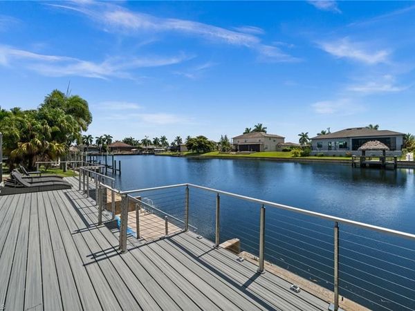 3911 SW 25th CT, CAPE CORAL, FL 33914