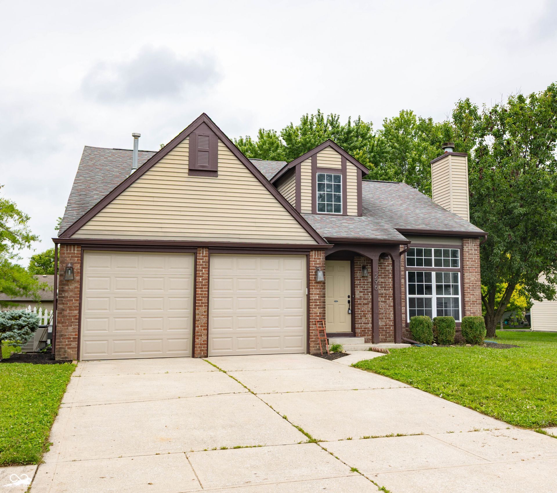 296 Watercrest Way , Avon, IN 46123 Main Photo
