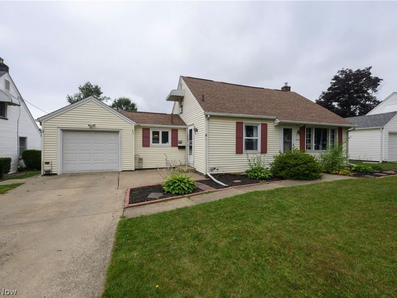 4200 2nd Street NW, Canton, OH 44708 Photo 2