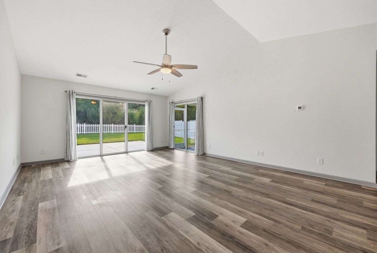 1019 Bonita Loop Photo 16