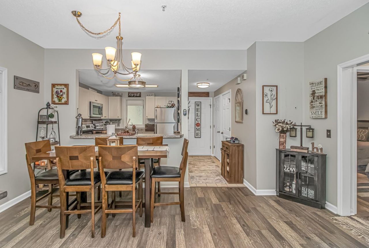 1221 Tidewater Dr. Photo 10