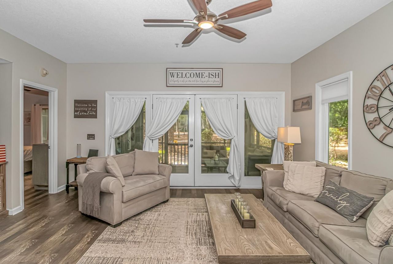 1221 Tidewater Dr. Photo 11
