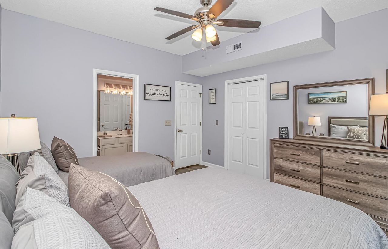 1221 Tidewater Dr. Photo 17