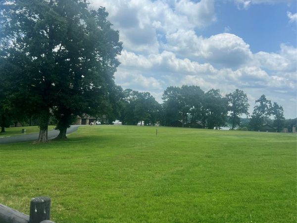 12 Upper Waterfall Road , Grove, OK 74344