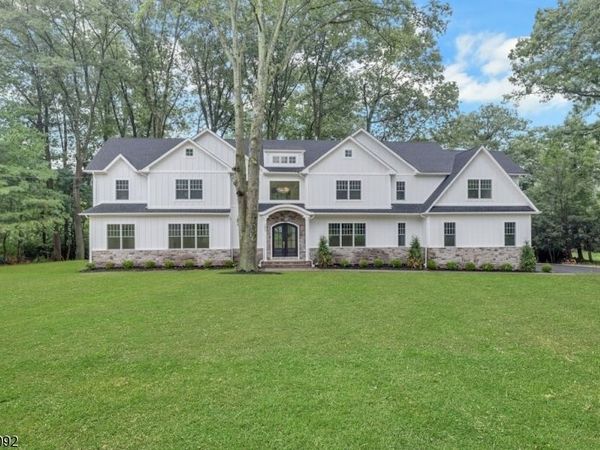 263 Arbor Rd, Franklin Lakes, NJ 07417