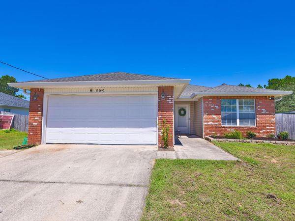 8140 Menorca Street, Navarre, FL 32566