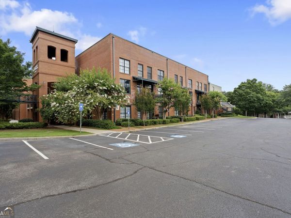 1607 Liberty Lane, Roswell, GA 30075