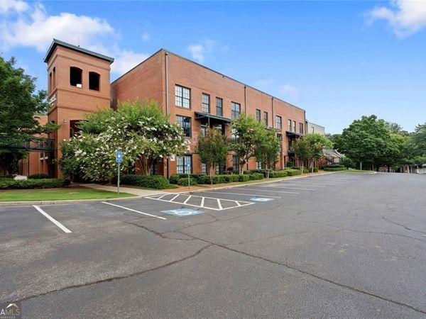 1607 Liberty Lane, Roswell, GA 30075