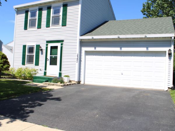 2382 N QUAKER HOLLOW Lane , Round Lake Beach, IL 60073
