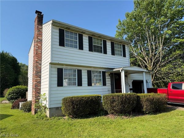 685 E Main Street , East Palestine, OH 44413