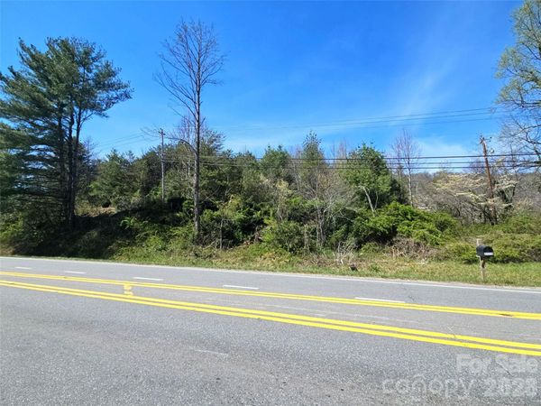 99999 US 19E Highway , Spruce Pine, NC 28777