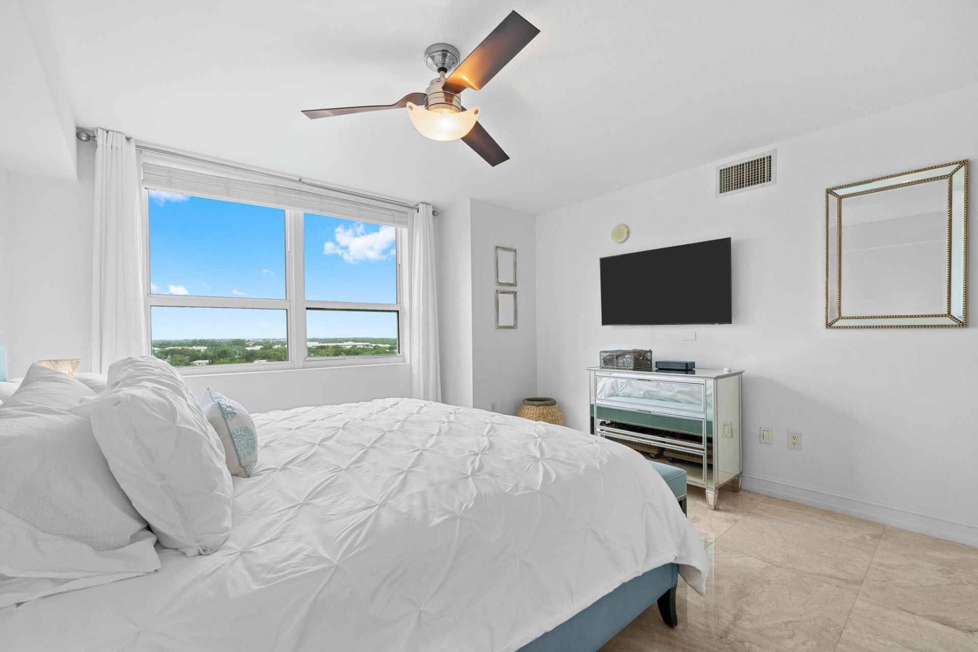 610 W Las Olas Boulevard, Unit 1013n, Fort Lauderdale, FL 33312 Photo