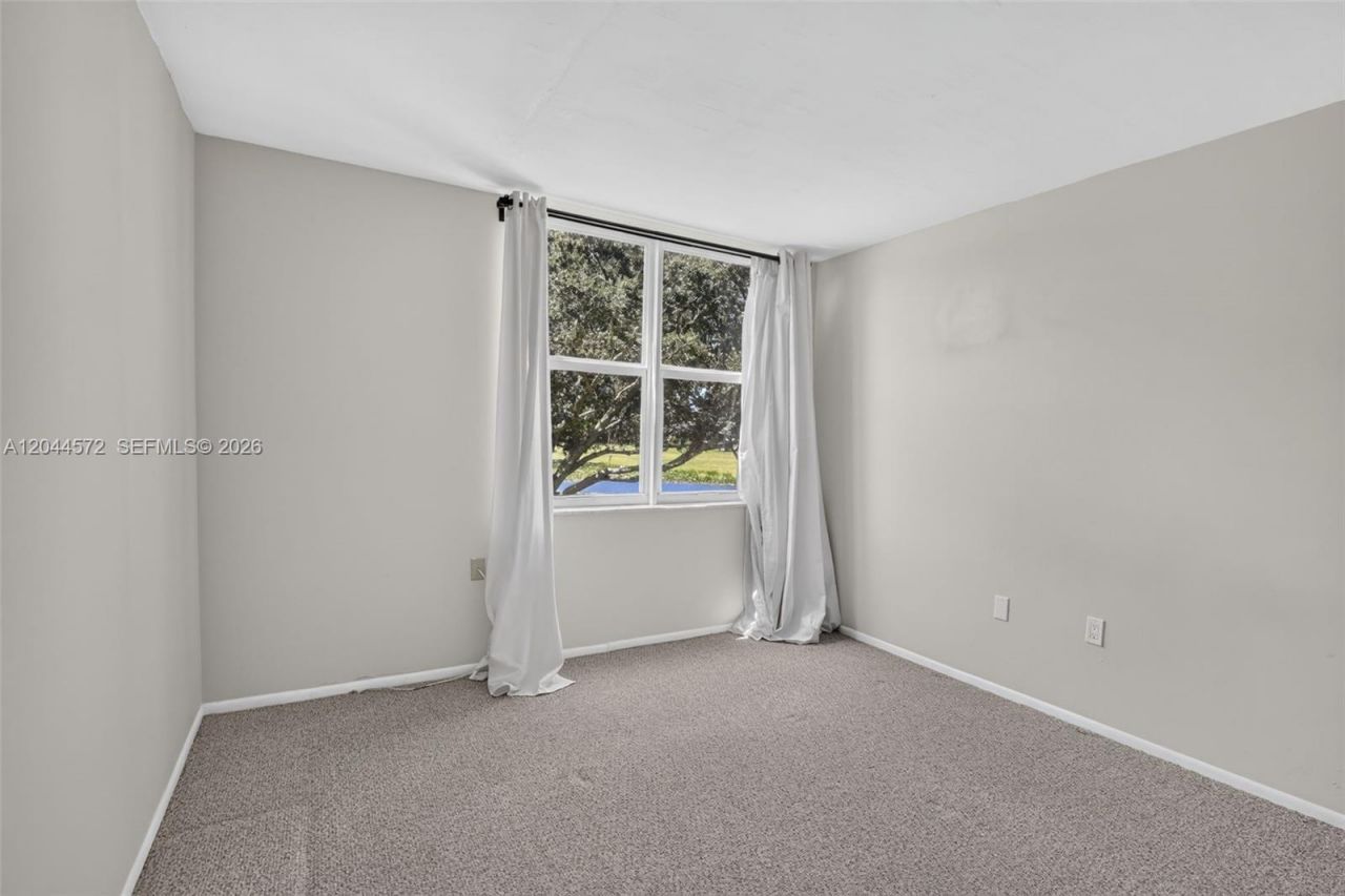 9410 Tangerine Pl, Unit 204, Davie, FL 33324 Photo