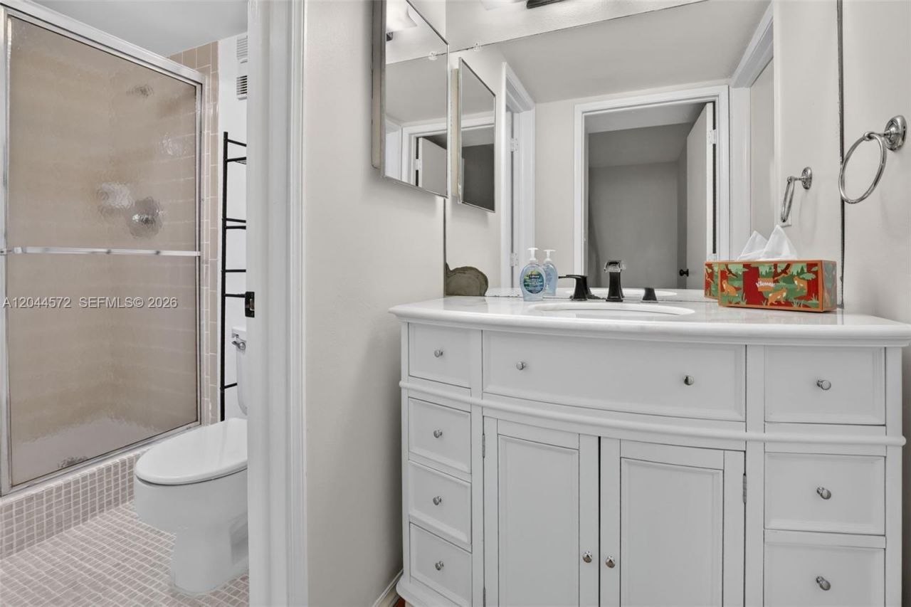 9410 Tangerine Pl, Unit 204, Davie, FL 33324 Photo