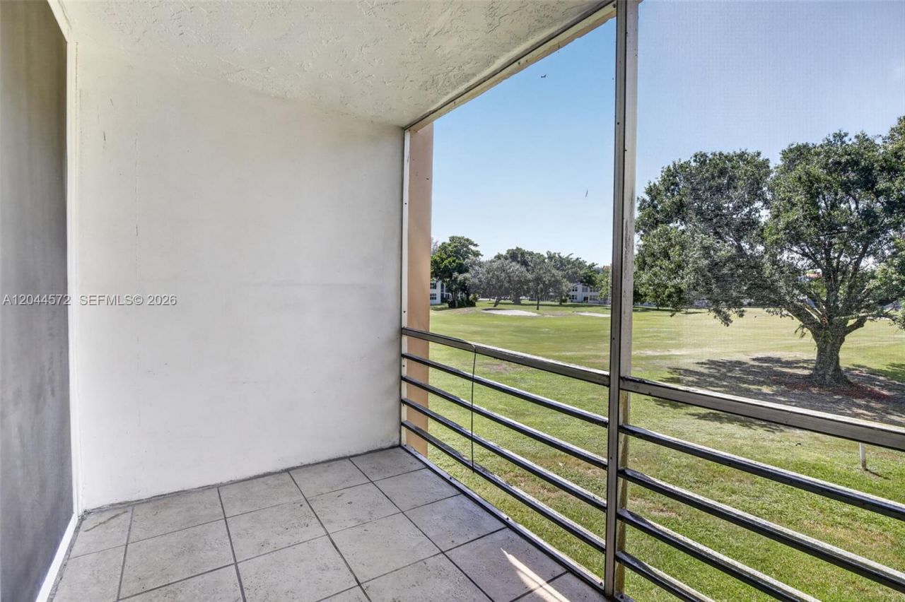 9410 Tangerine Pl, Unit 204, Davie, FL 33324 Photo