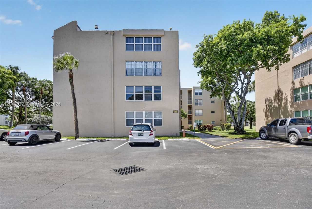 9410 Tangerine Pl, Unit 204, Davie, FL 33324 Photo