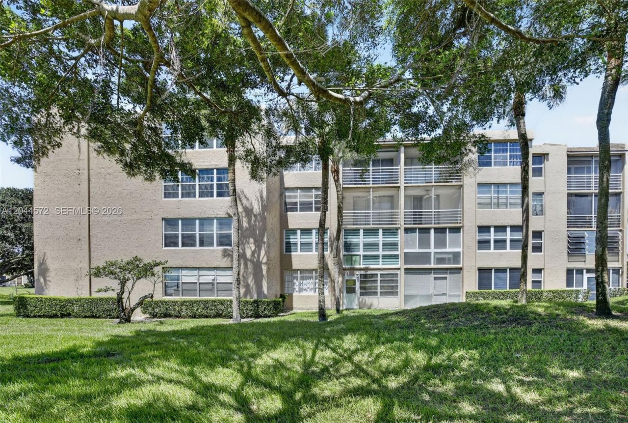 9410 Tangerine Pl, Unit 204, Davie, FL 33324 Photo