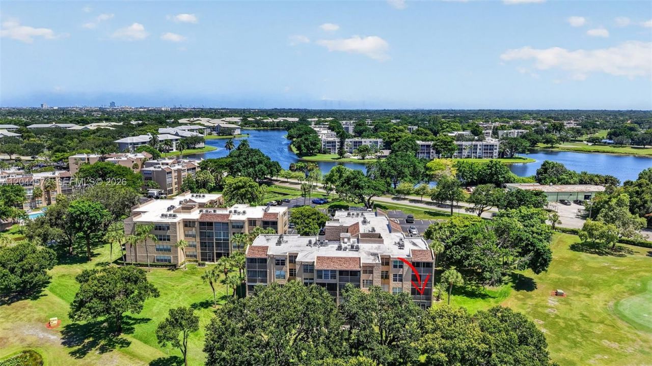 9410 Tangerine Pl, Unit 204, Davie, FL 33324 Photo