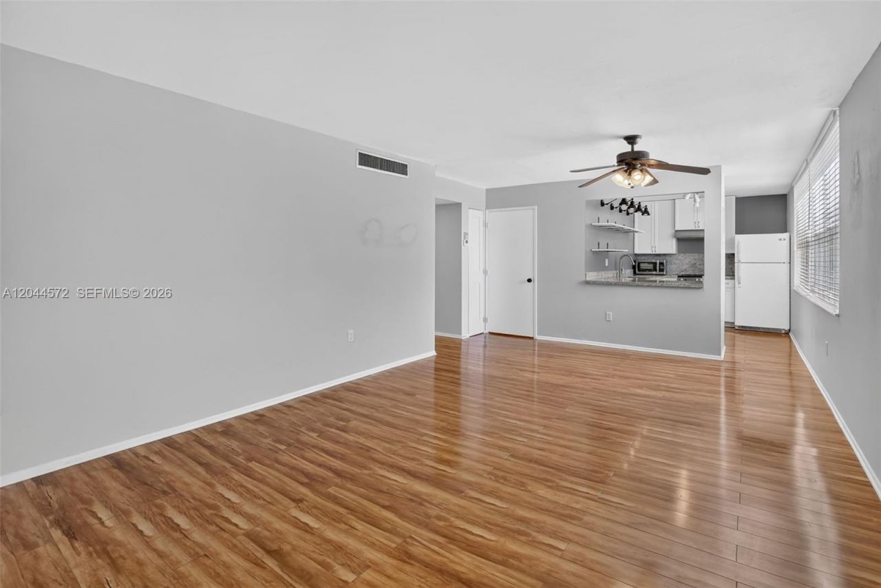 9410 Tangerine Pl, Unit 204, Davie, FL 33324 Photo