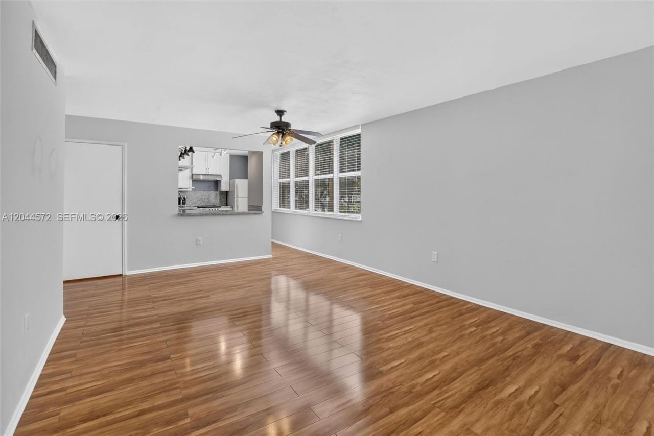 9410 Tangerine Pl, Unit 204, Davie, FL 33324 Photo