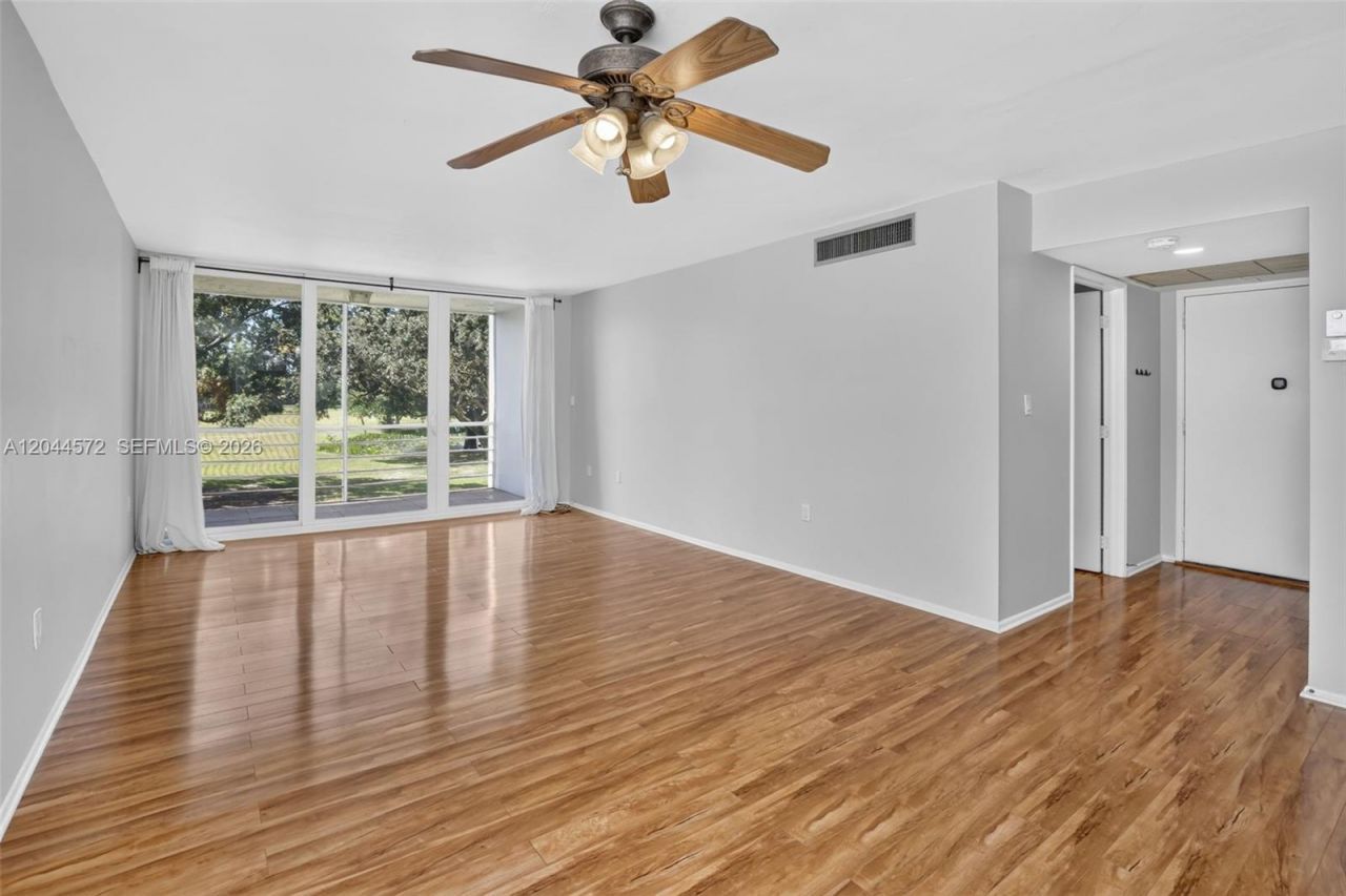 9410 Tangerine Pl, Unit 204, Davie, FL 33324 Photo