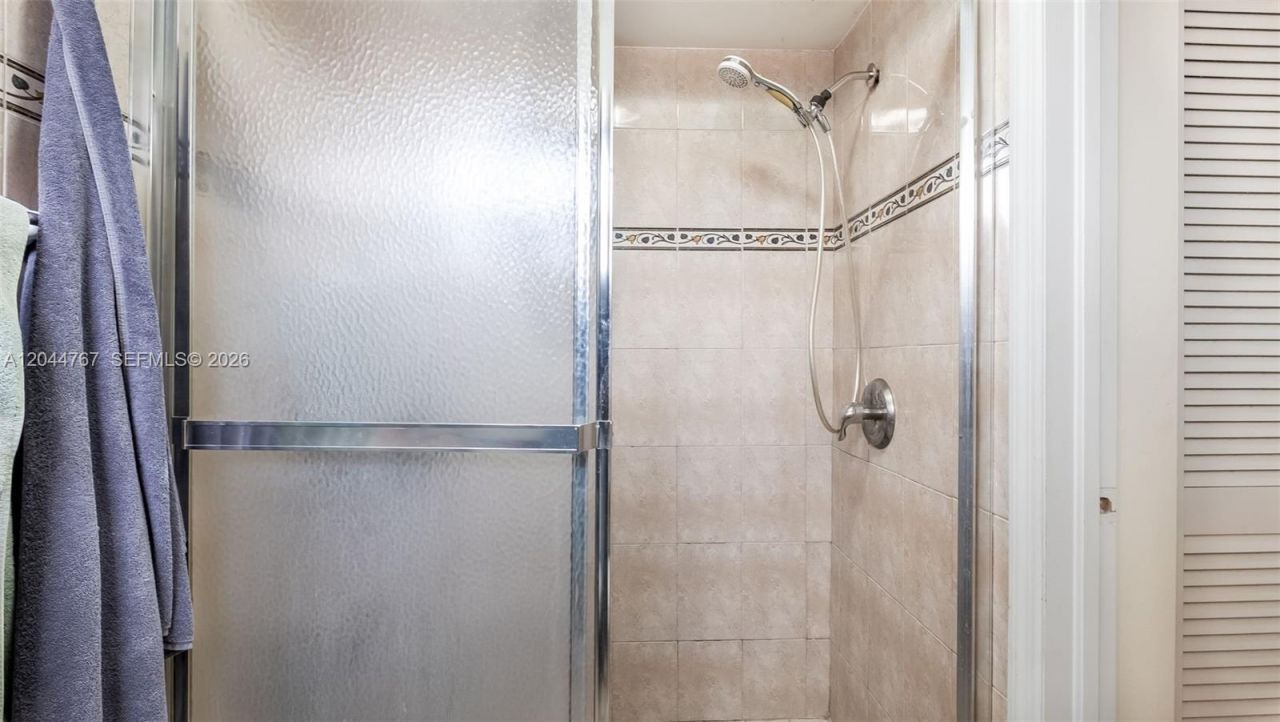 110 Fontainebleau Blvd, Unit 101, Miami, FL 33172 Photo