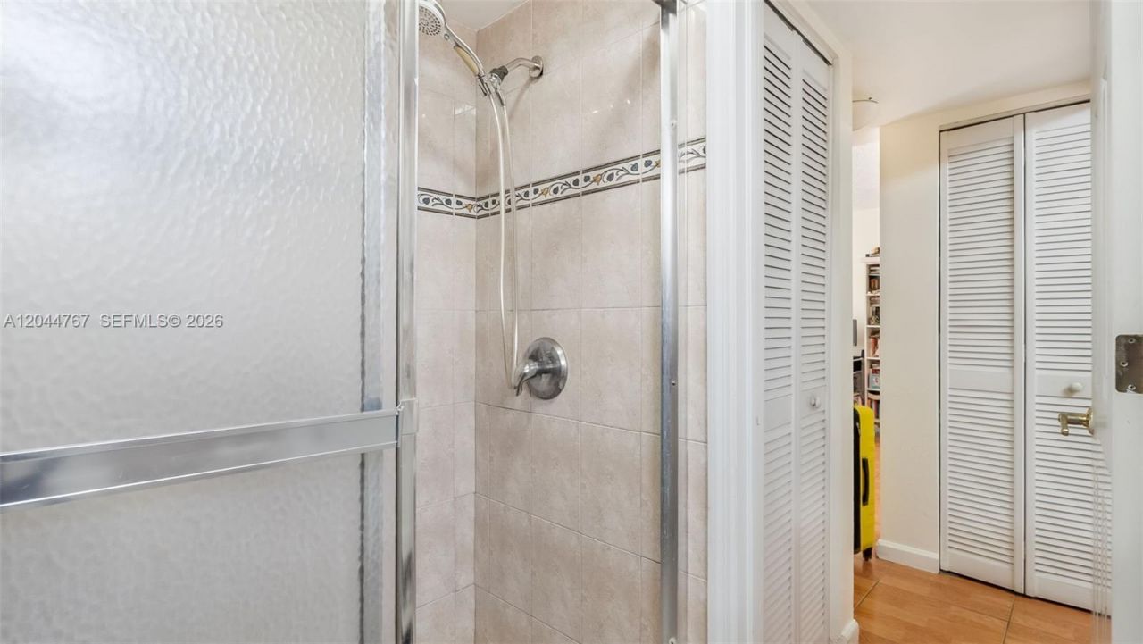 110 Fontainebleau Blvd, Unit 101, Miami, FL 33172 Photo