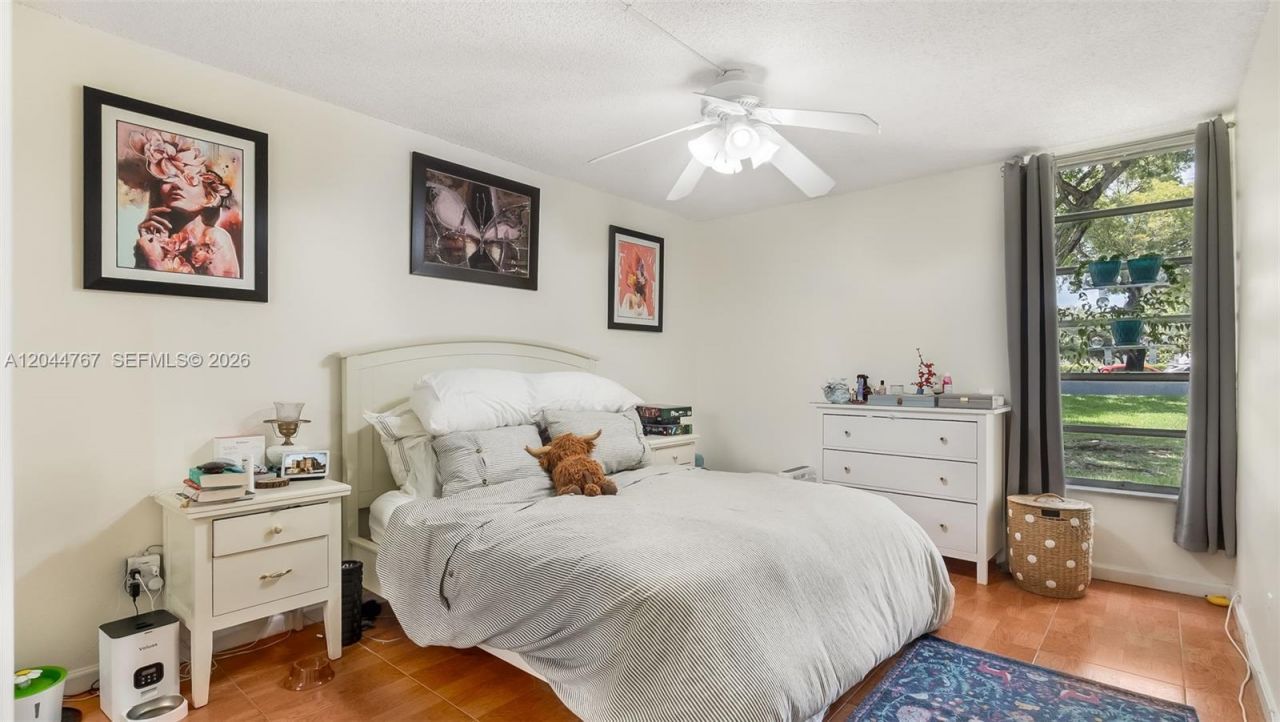 110 Fontainebleau Blvd, Unit 101, Miami, FL 33172 Photo