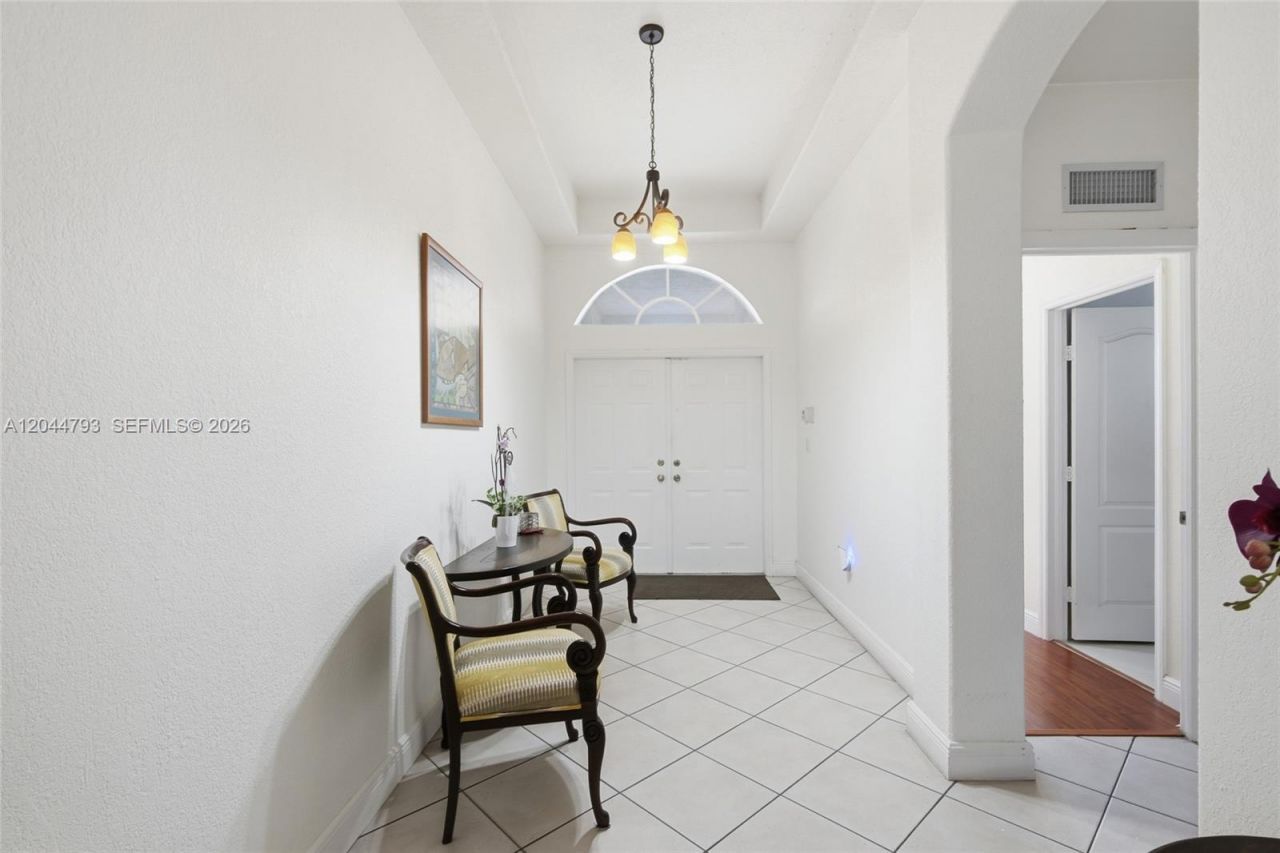 15125 SW 12th Ter, Miami, FL 33194 Photo