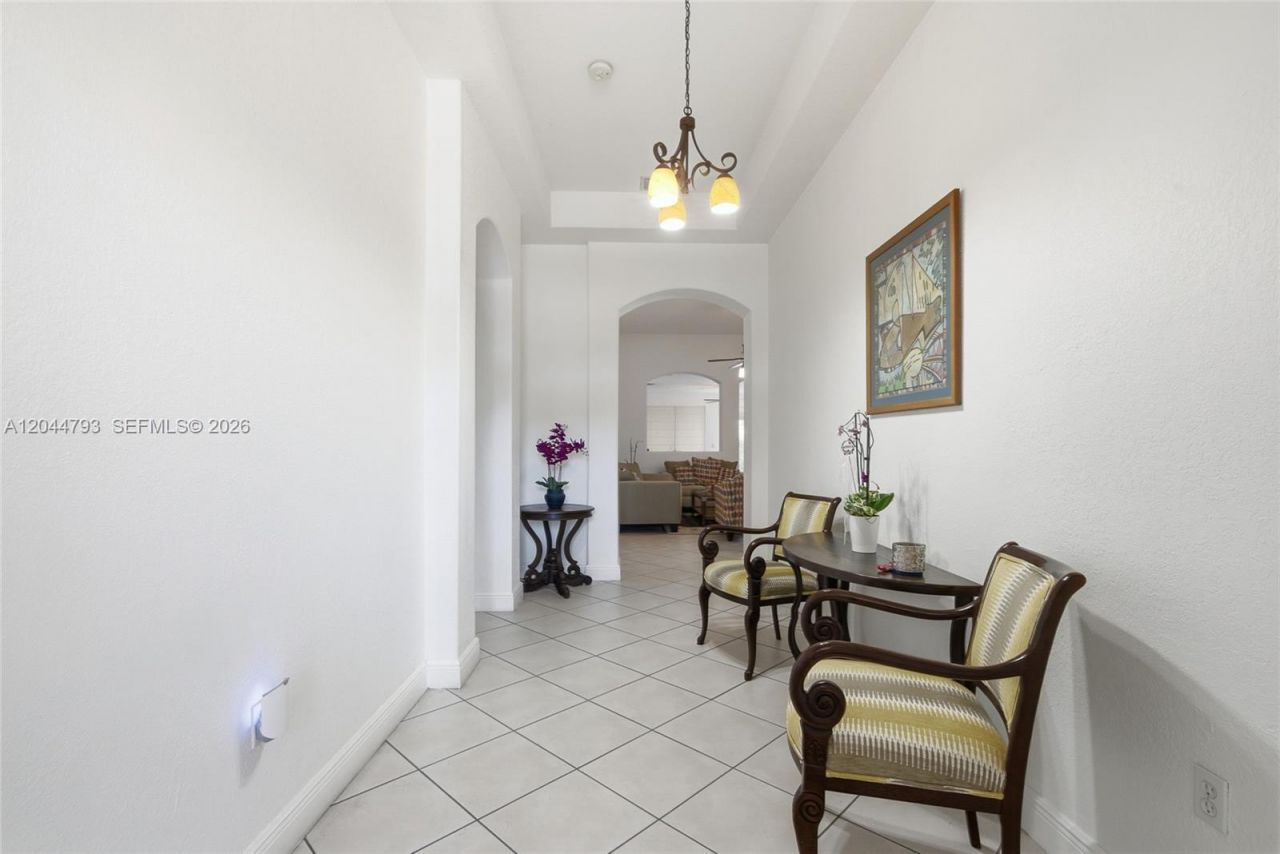 15125 SW 12th Ter, Miami, FL 33194 Photo