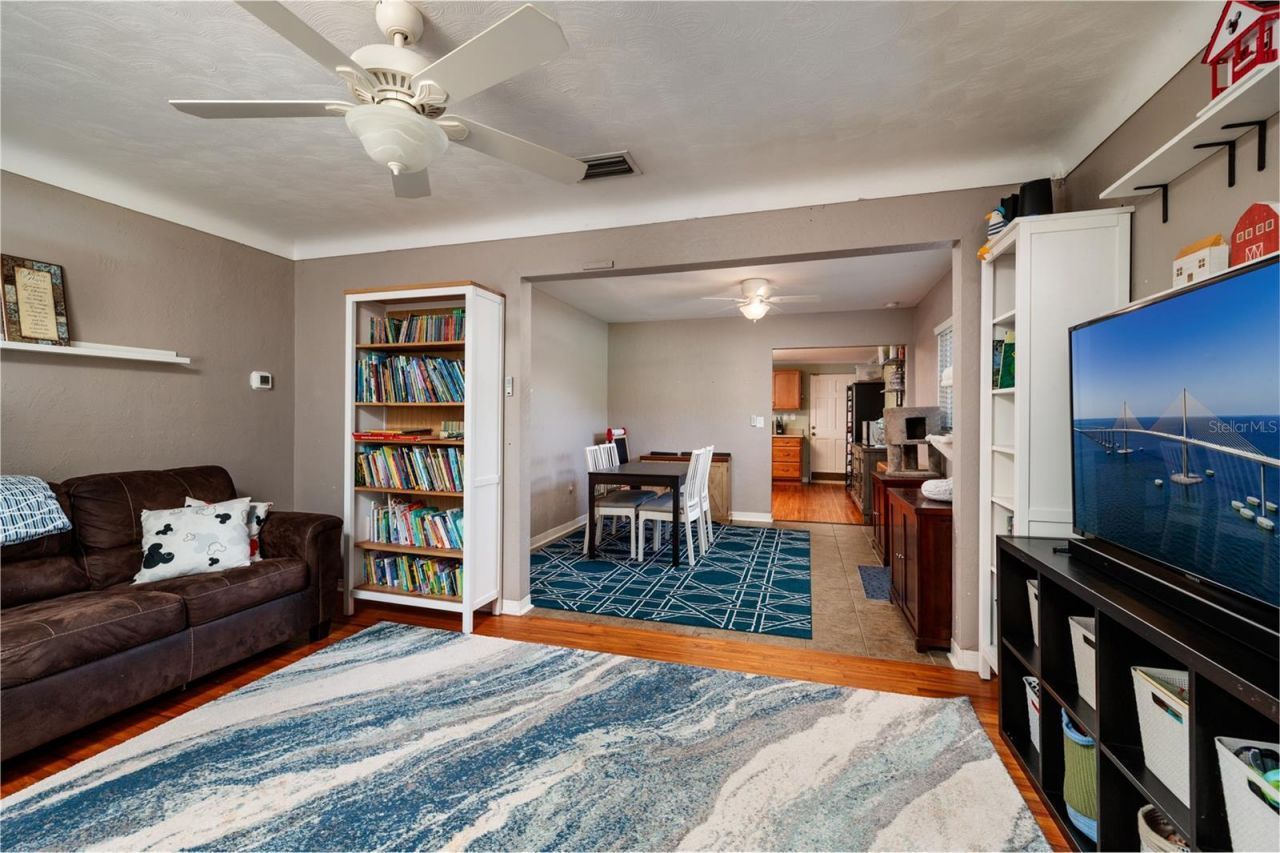 4939 Dr Martin Luther King Jr Street N, Saint Petersburg, FL 33703 Photo