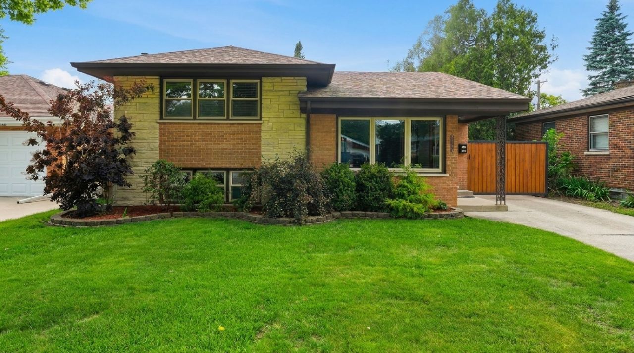 1434 Heidorn Avenue, Westchester, IL 60154 Main Photo