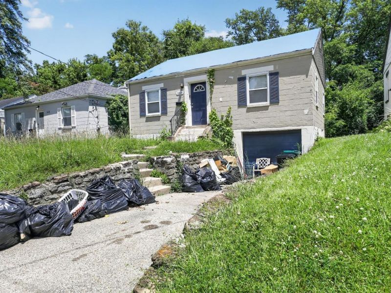 5804 Argus Road, Cincinnati, OH 45224 Photo 2