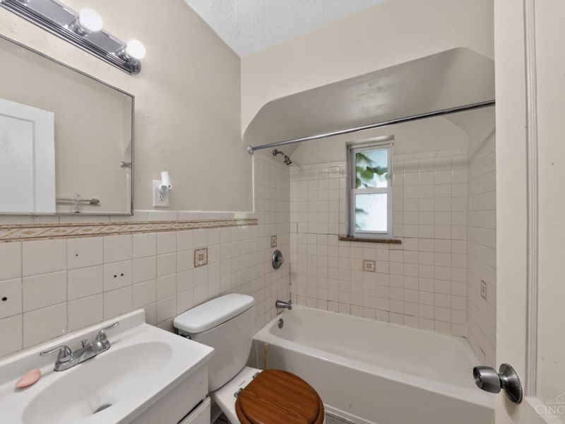 5804 Argus Road, Cincinnati, OH 45224 Photo 20
