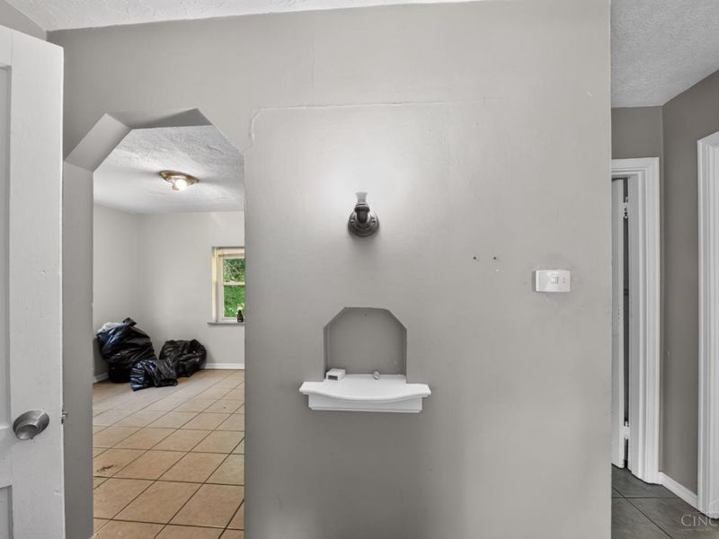 5804 Argus Road, Cincinnati, OH 45224 Photo 8