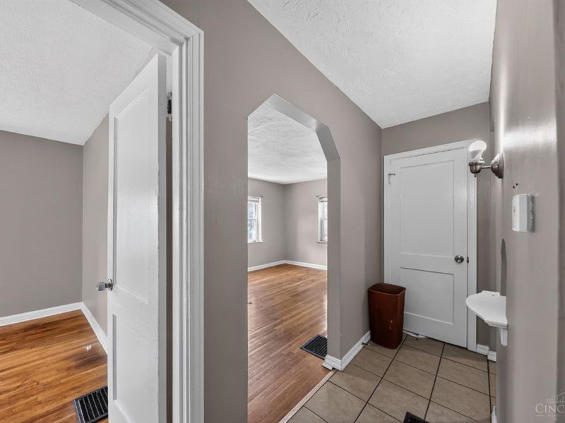 5804 Argus Road, Cincinnati, OH 45224 Photo 9