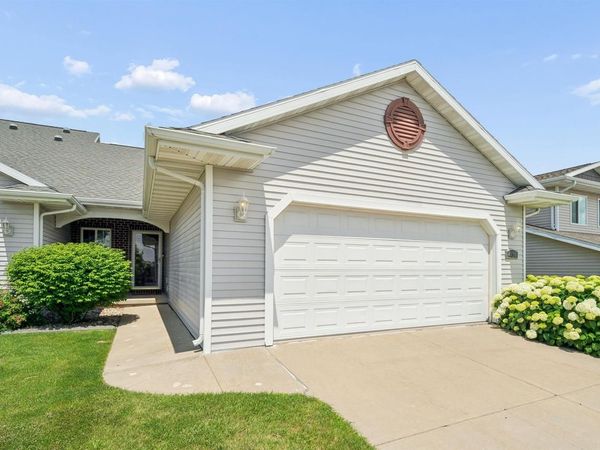 4490 W TRASINO WAY, Appleton, WI 54913