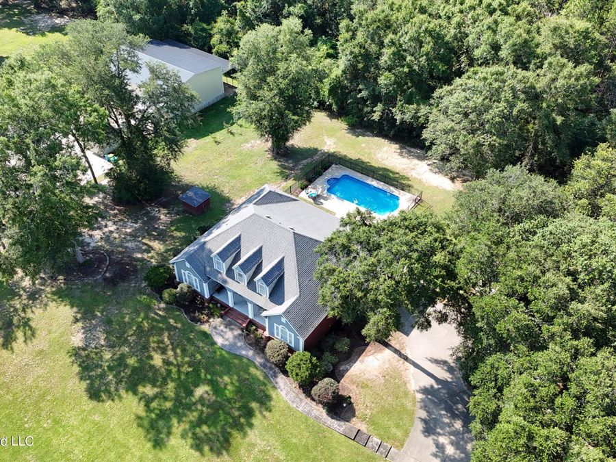 Property Image 40