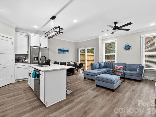 1935 St Mark Street, Charlotte, NC 28216