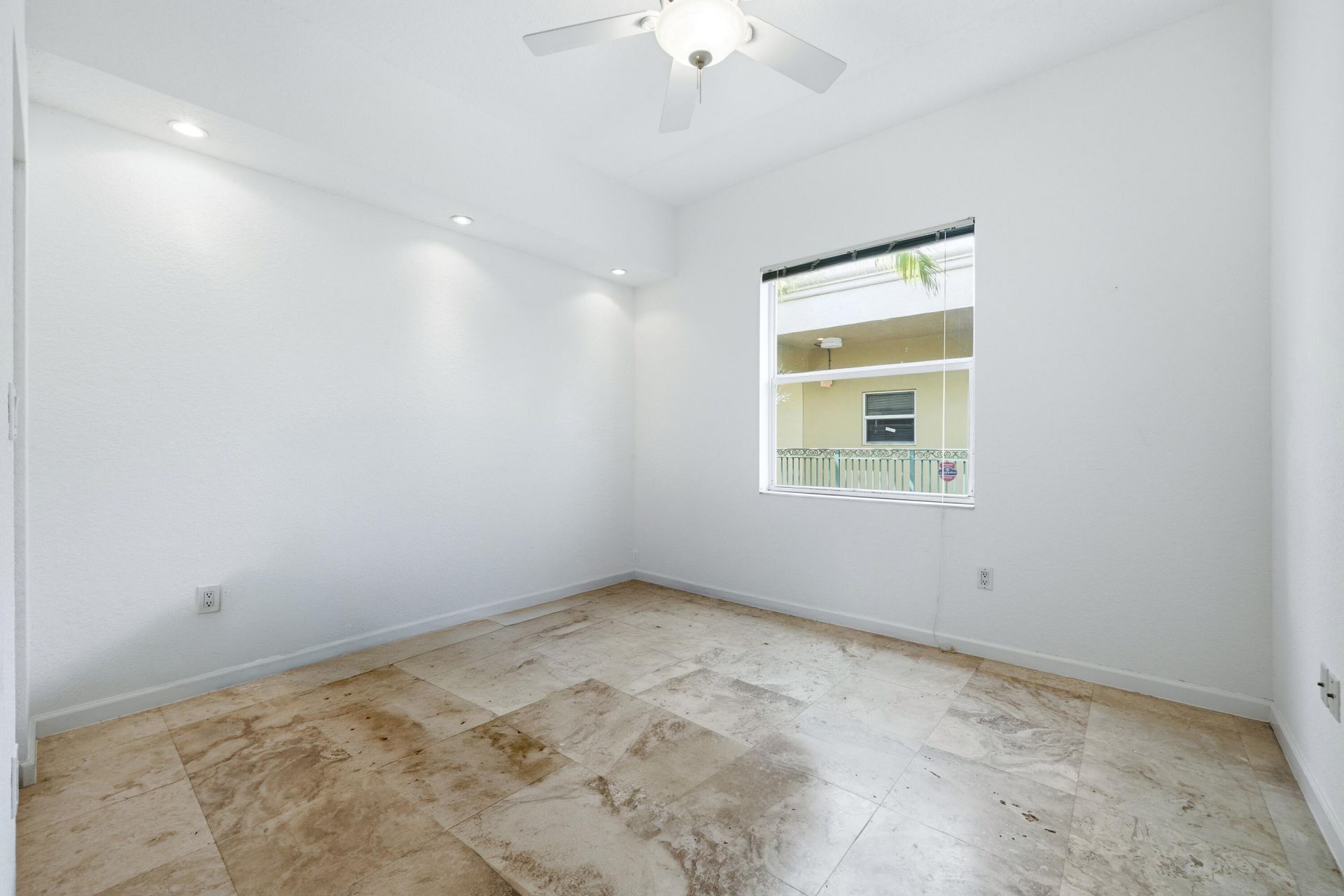 1640 Presidential Way, Unit 501, West Palm Beach, FL 33401 Photo
