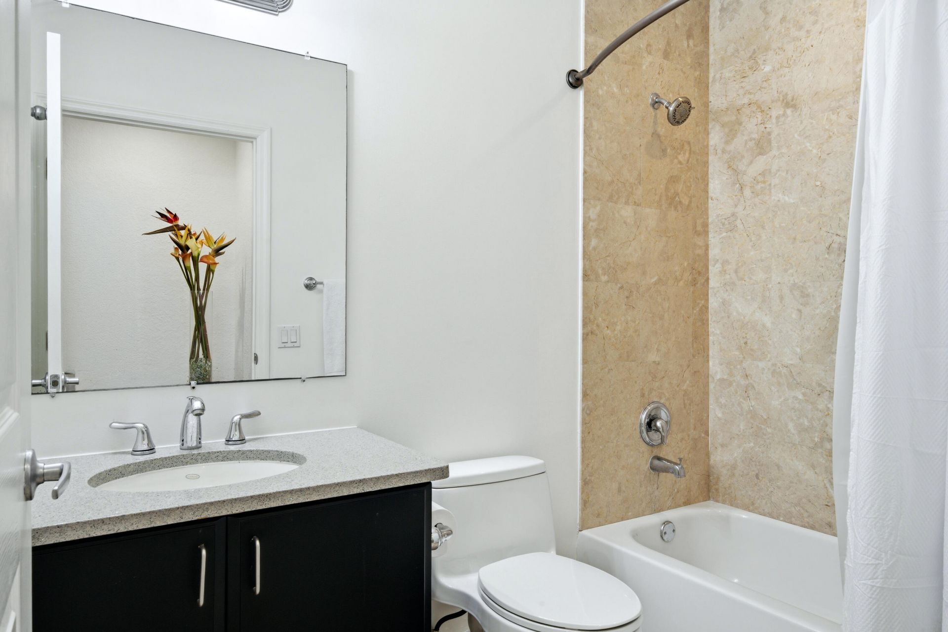 1640 Presidential Way, Unit 501, West Palm Beach, FL 33401 Photo