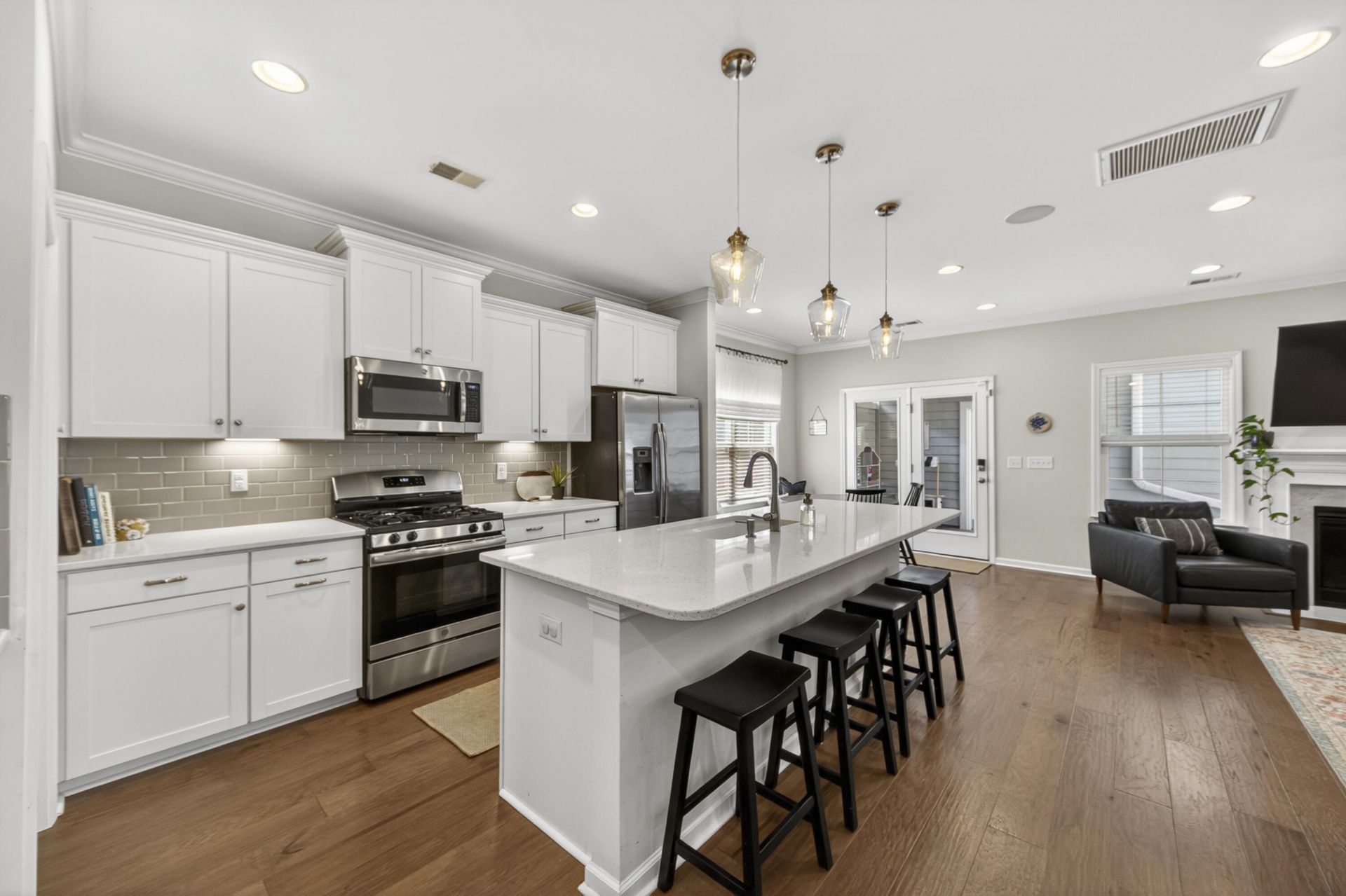 2321 Town Woods Road Photo 11